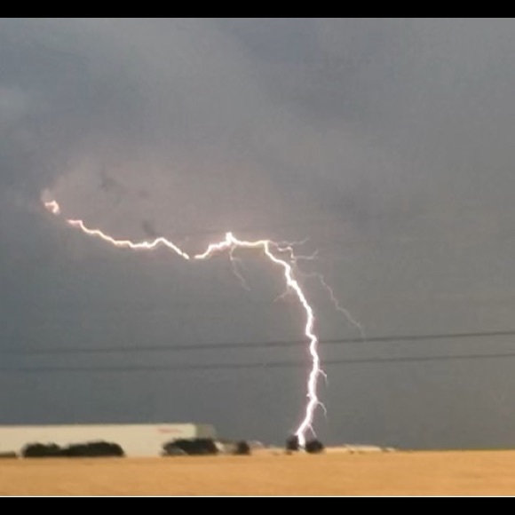 Meet your Posher, Tina - Picture 1 of 1